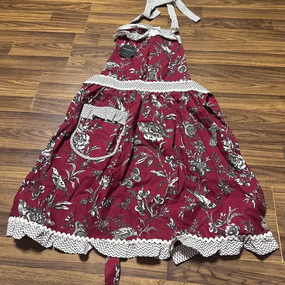 Cynthia Rowley New York Floral Print Apron with Chevron Trim